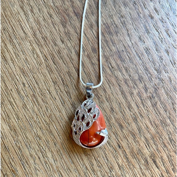 Jewelry - Red jasper gemstone peacock necklace NWOT